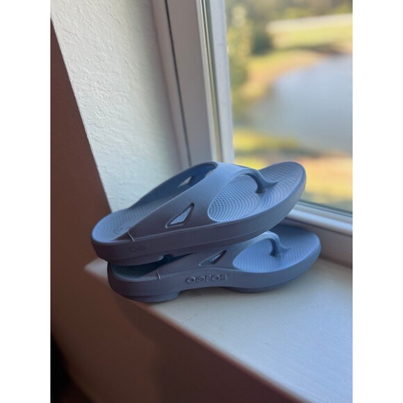 OOFOS OOriginal Light Blue Flip Flip Sandals Women’s Size 7 | Men’s Size 5 - Picture 2 of 9